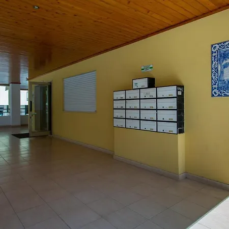 Apartamento Encosta Da Marina By Lovelystay
