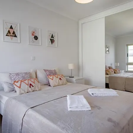 Apartamento Encosta Da Marina By Lovelystay *