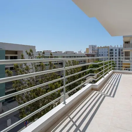 Apartment Apartamento Encosta Da Marina By Lovelystay *