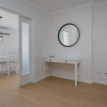 Apartamento Encosta Da Marina By Lovelystay Daire
