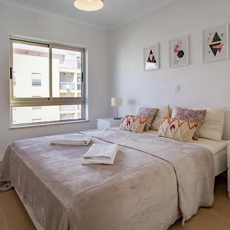 Apartamento Encosta Da Marina By Lovelystay Daire *